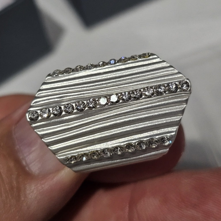 $25 Marla Wynne crystal hexagon ring goldtone sz 5 New 888180 $25 Marla Wynne crystal hexagon ring goldtone sz 5
