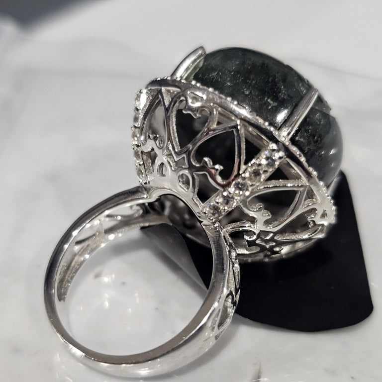 $87 Jay King mine finds labradorite stainless stee New This exquisite ring features a captivating labradorite stone, renowned for its stunning play of colors and mesmerizing optical effects. The stainless steel band is elegantly designed with an intricat