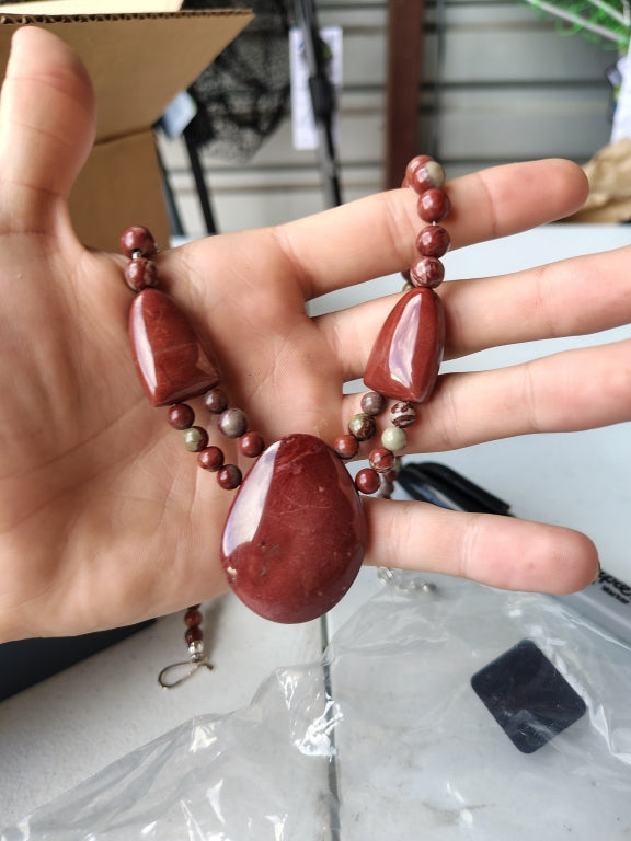 $120 Jay King Carajas Brazilian red stone necklace 888192 New This stunning necklace features exquisite Carajas Brazilian red stones artfully crafted by Jay King. The design showcases a combination of smooth, polished stones in a rich, vibrant red hue, c
