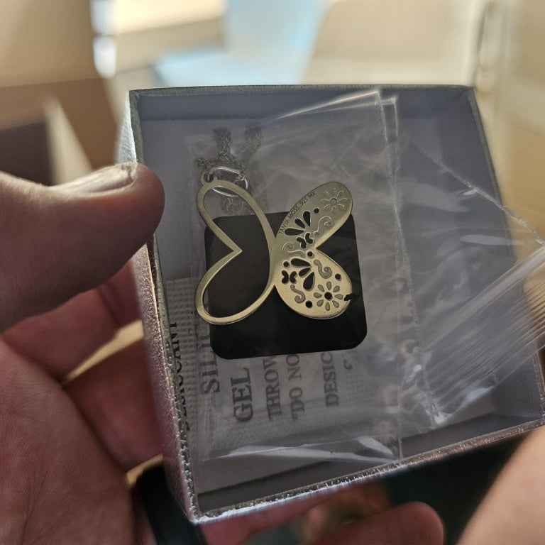 $75 Tanya Moss Monarch Butterfly Pendant necklace New $75 Tanya Moss Monarch Butterfly Pendant necklace Sterling silver