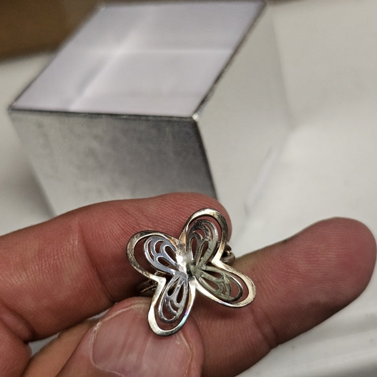 $85 TANYA MOSS MONARCH BUTTERFLY RING size 5/6 ste New 870934 $85 TANYA MOSS MONARCH BUTTERFLY RING size 5/6 sterling silver
