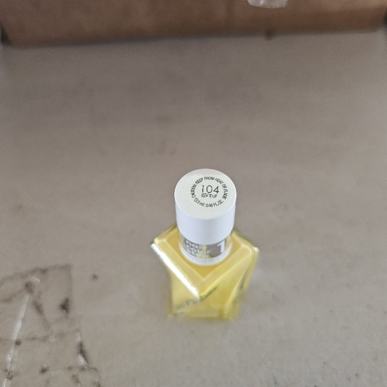 $200 Essie Gel Couture Long-Lasting      Nail Polish collection set.