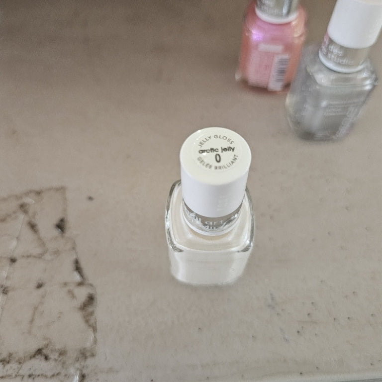 $200 Essie Gel Couture Long-Lasting      Nail Polish collection set.