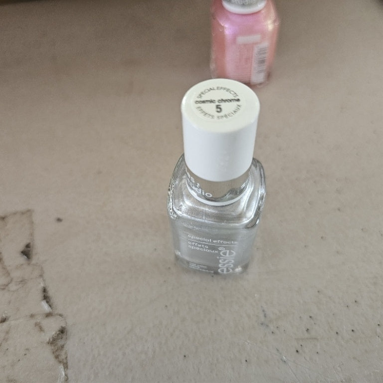 $200 Essie Gel Couture Long-Lasting      Nail Polish collection set.