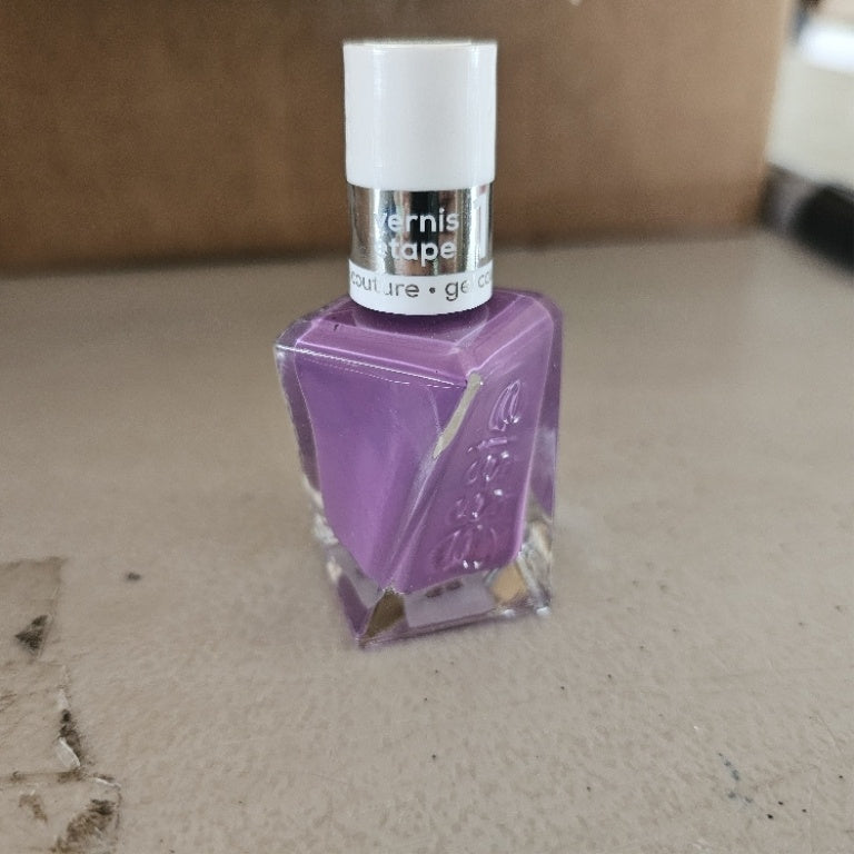 $200 Essie Gel Couture Long-Lasting      Nail Polish collection set.
