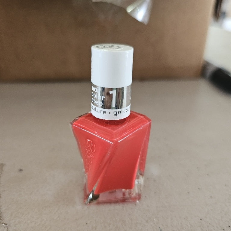 $200 Essie Gel Couture Long-Lasting      Nail Polish collection set.