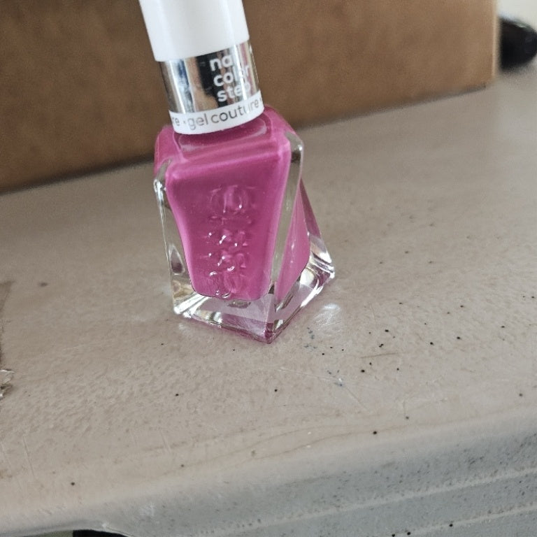 $200 Essie Gel Couture Long-Lasting      Nail Polish collection set.