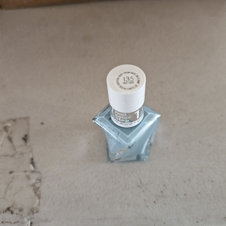 $200 Essie Gel Couture Long-Lasting      Nail Polish collection set.