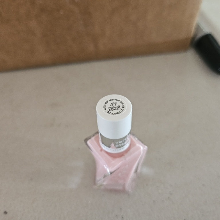 $200 Essie Gel Couture Long-Lasting      Nail Polish collection set.