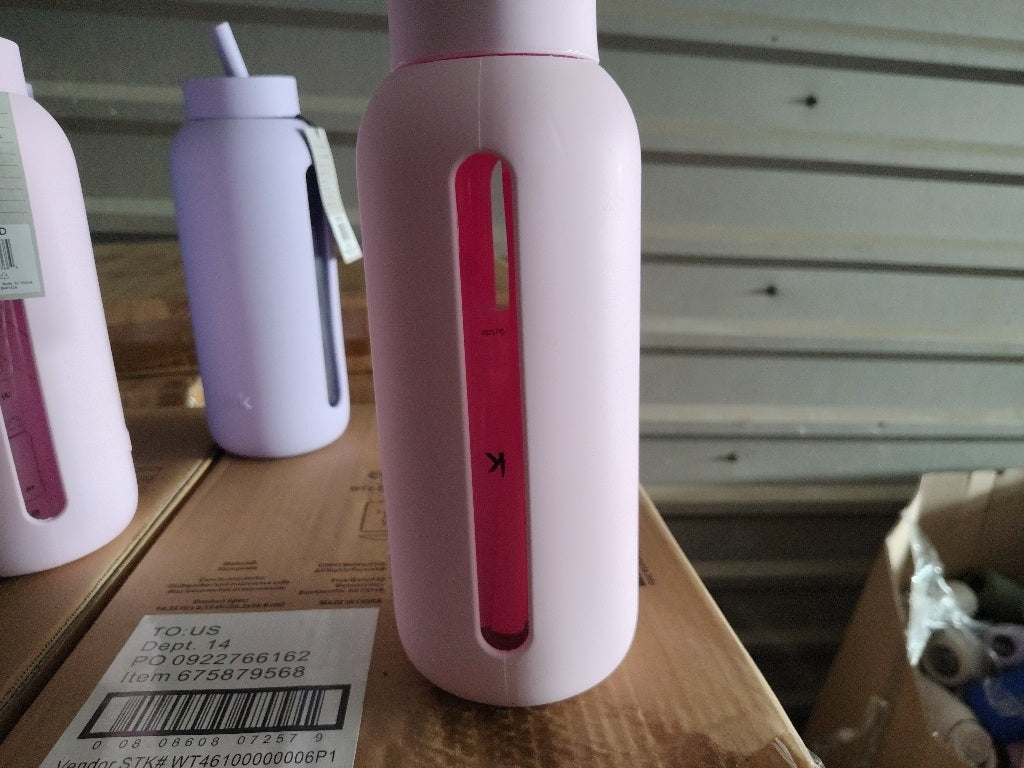 New $42 Bink 36 oz. Big Bottle with Straw cap oyster ( light pink)