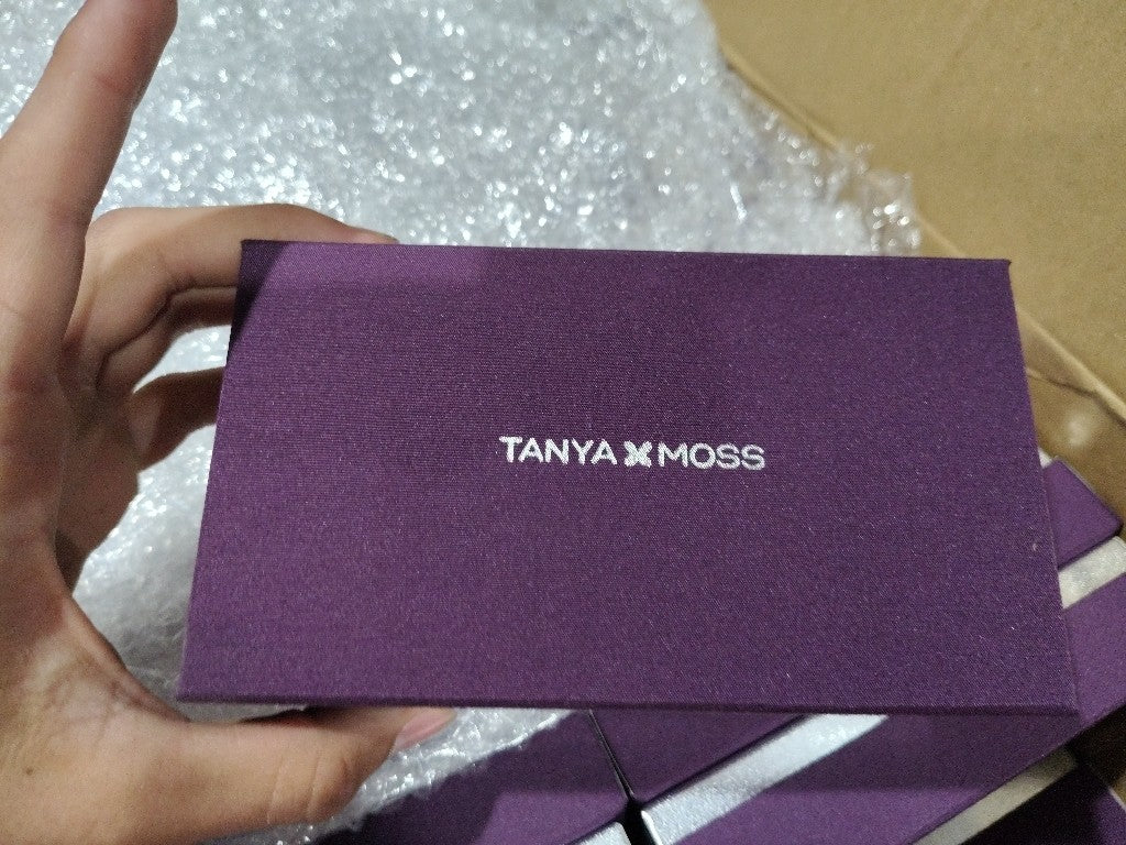 $140 Tanya moss two tone elia necklace 870992 New Elevate your jewelry collection with the Tanya Moss Two Tone Elia Necklace. This elegant piece features a stunning combination of intricately designed silver and warm rose gold tones. The necklace showcas